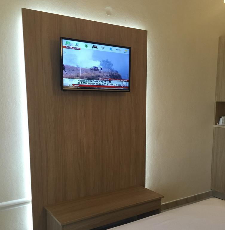 Nikos Ikies Hotel เธโอโลกอส ภายนอก รูปภาพ