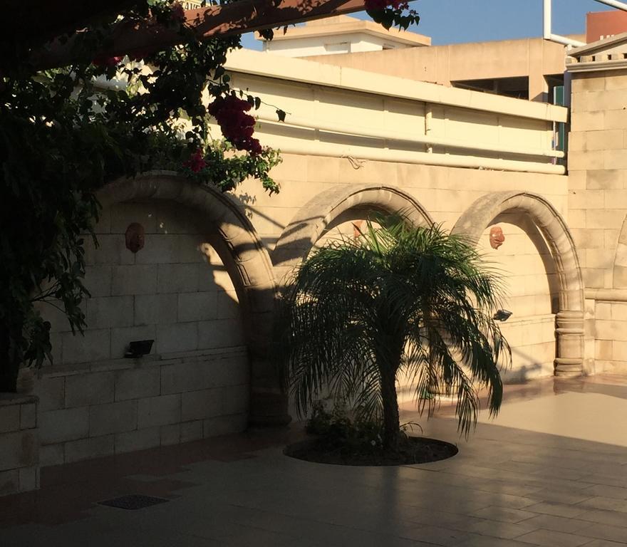 Nikos Ikies Hotel เธโอโลกอส ภายนอก รูปภาพ