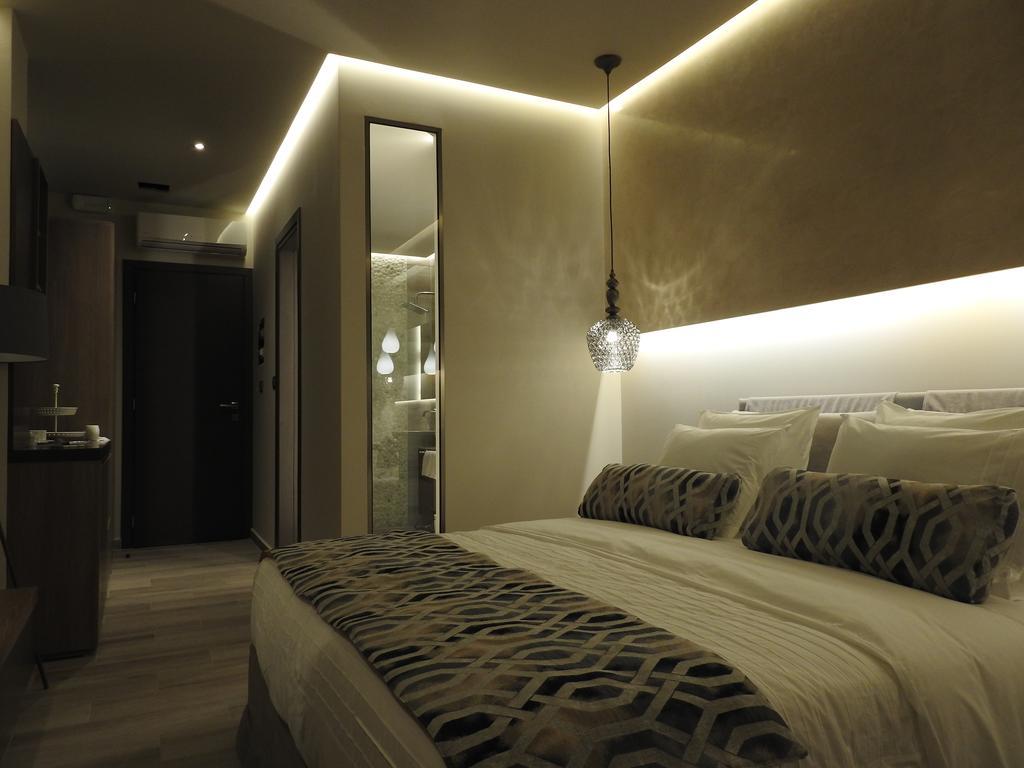 Nikos Ikies Hotel เธโอโลกอส ภายนอก รูปภาพ
