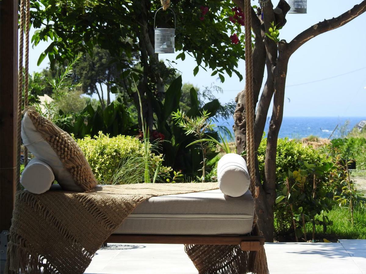 Nikos Ikies Hotel เธโอโลกอส ภายนอก รูปภาพ