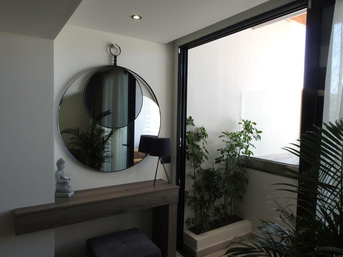 Nikos Ikies Hotel เธโอโลกอส ภายนอก รูปภาพ