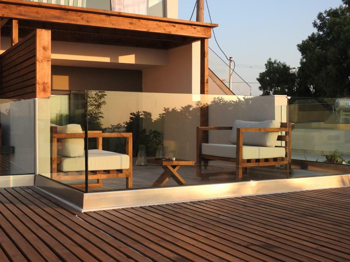 Nikos Ikies Hotel เธโอโลกอส ภายนอก รูปภาพ