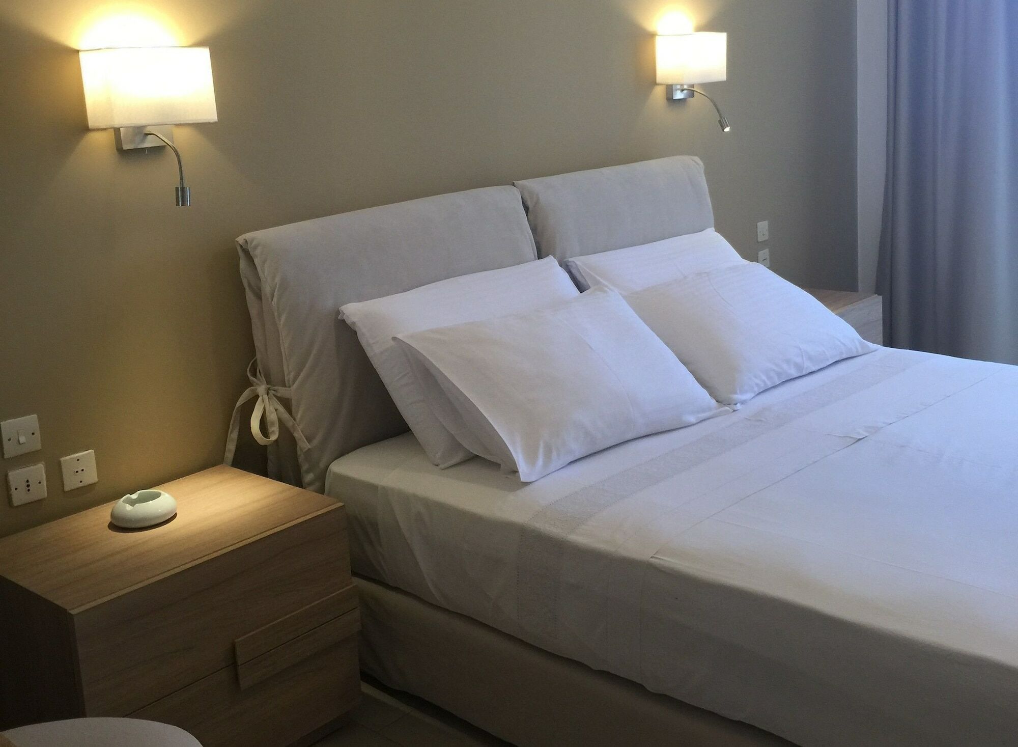 Nikos Ikies Hotel เธโอโลกอส ภายนอก รูปภาพ